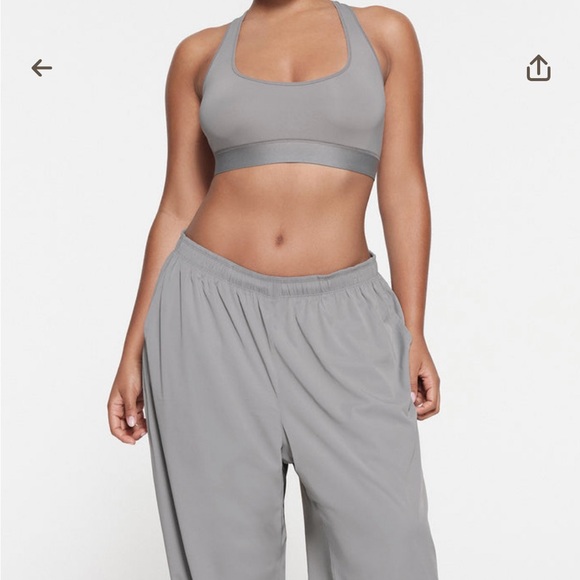 Skims Track Racerback Bralette - M - Picture 3 of 4